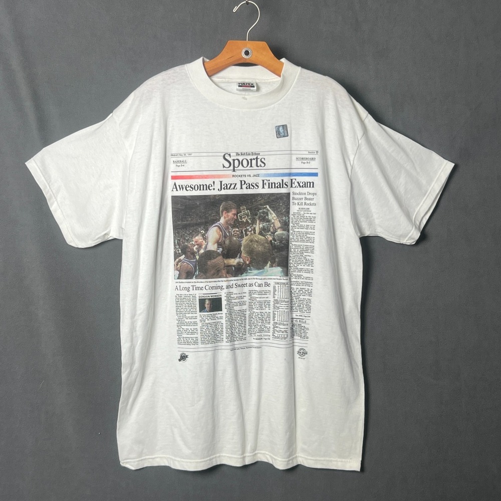 Vtg 90s Utah Jazz Newspaper Print T Shirt Mens XL NWOT Deadstock Finals